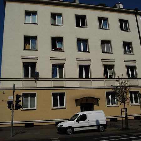 Bed & Breakfast Sielce Warszawa Chelmska エクステリア 写真